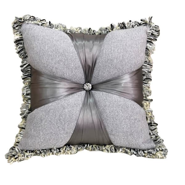 Coussin carré en velours et en lin gris à motif de fleur