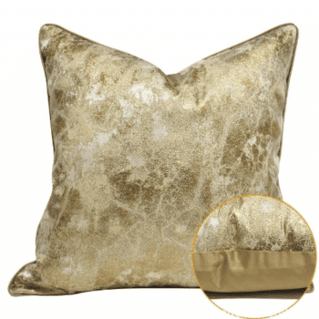 Très joli coussin 45x45 cm effet marbré or.