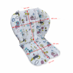 Coussin blanc pour chaise haute avec des motifs d'animaux de la savane en position siège, avec les mesures indiquées